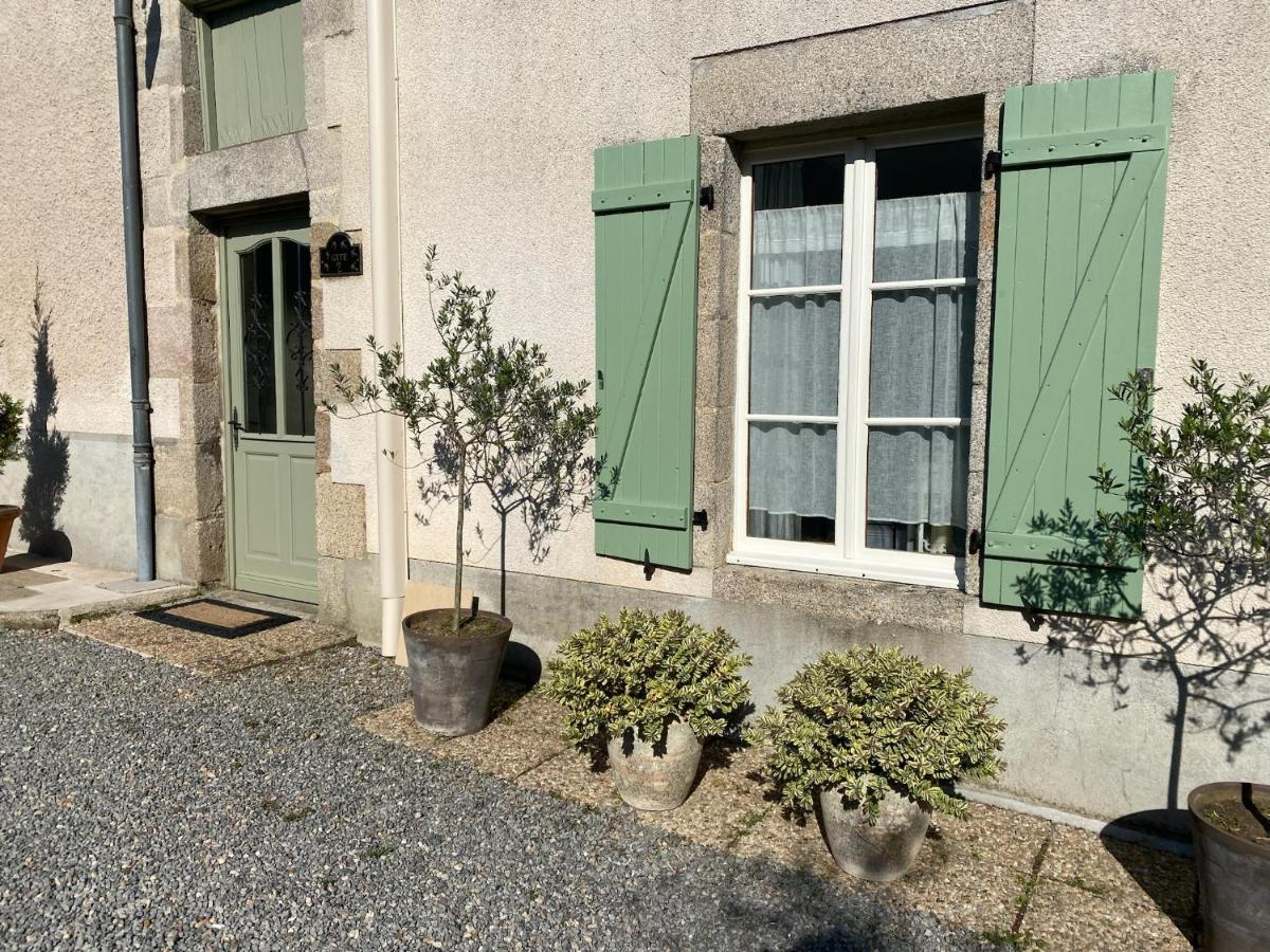 Mezieres-sur-Issoire Maison Hirondelles Gites מראה חיצוני תמונה